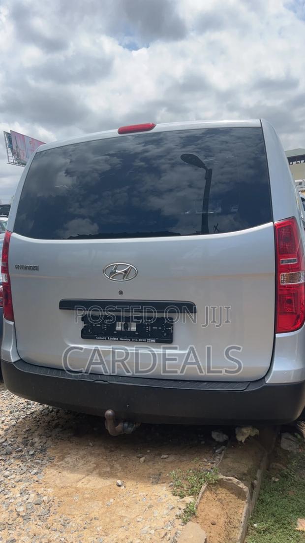 Hyundai Starex 2014 Silver