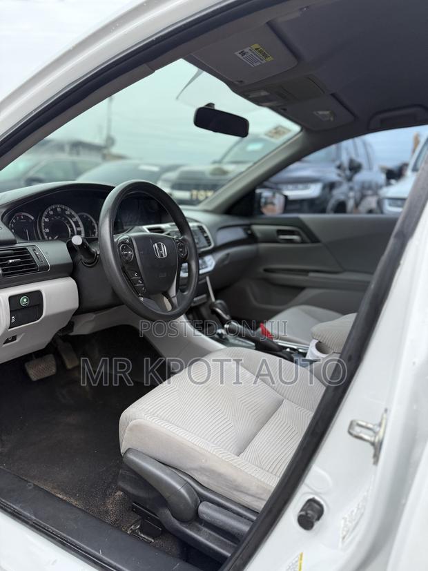 Honda Accord 2016 White