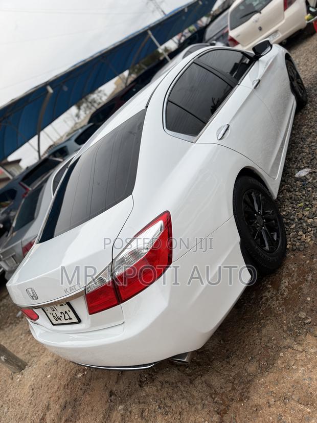 Honda Accord 2016 White