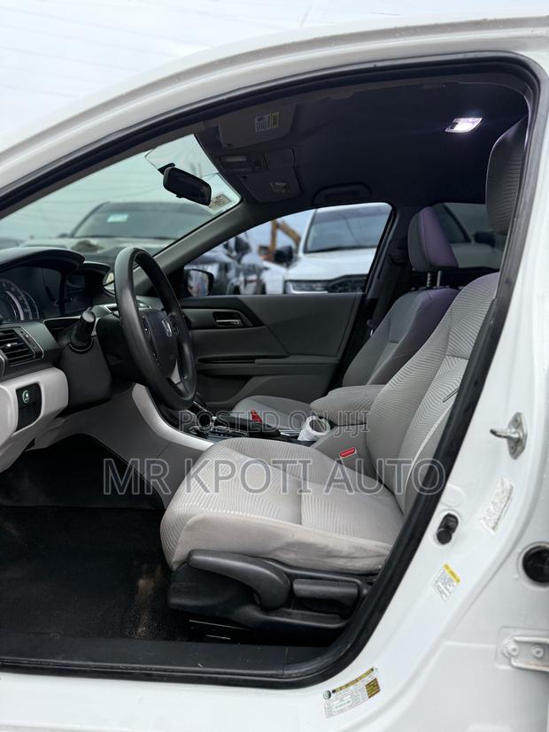 Honda Accord 2016 White