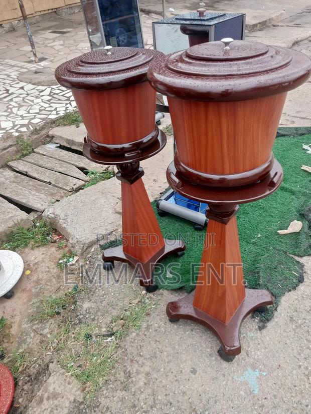 Polished Wooden Offering Bowls With Bottom Whee · Photo 1