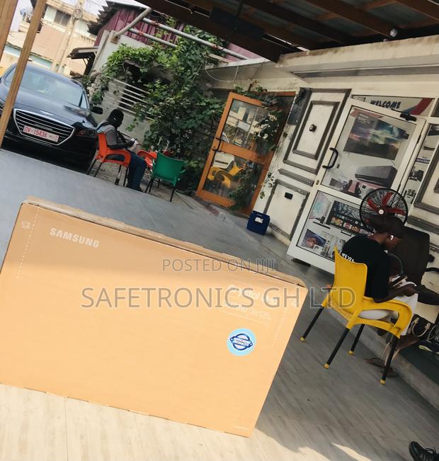 55 Inch Crystal Android Samsung Du80 Led Smart Tv · Photo 3