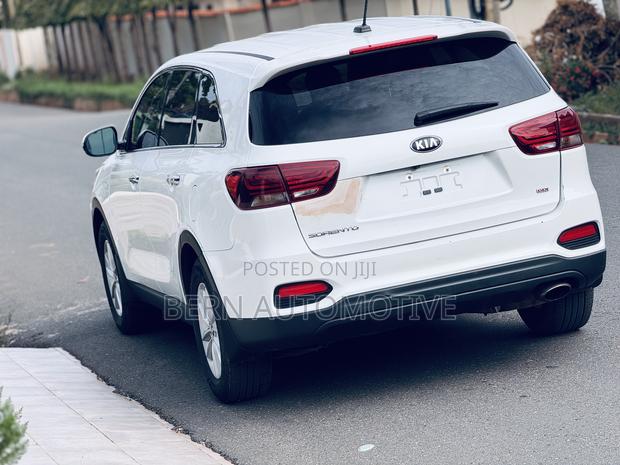 Kia Sorento 2.4L LX AWD 2020 White