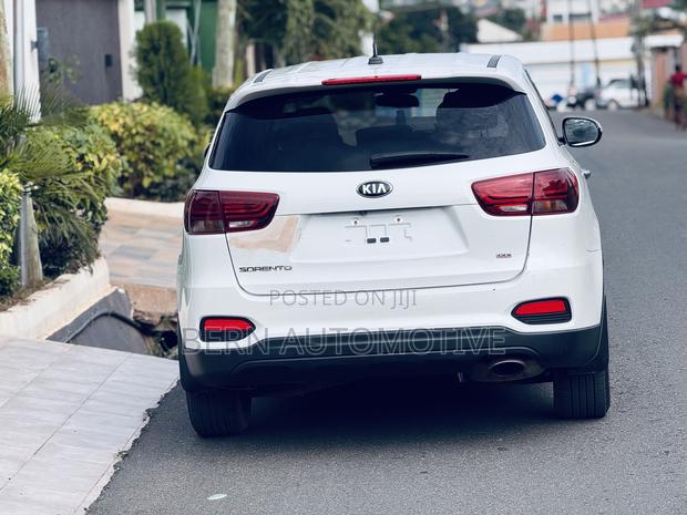 Kia Sorento 2.4L LX AWD 2020 White