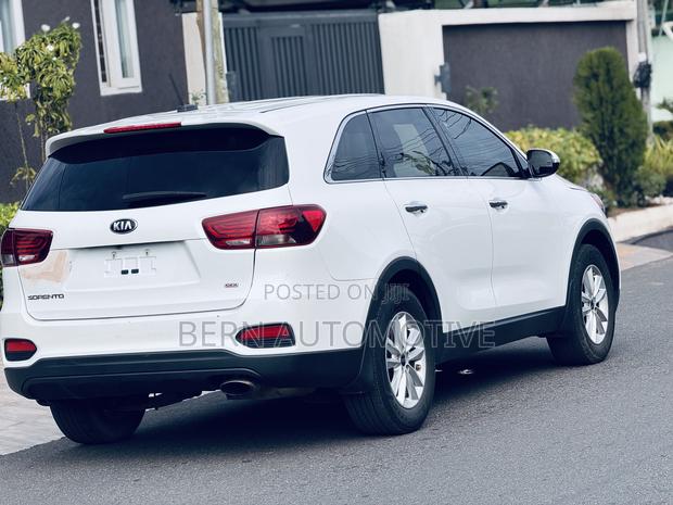 Kia Sorento 2.4L LX AWD 2020 White