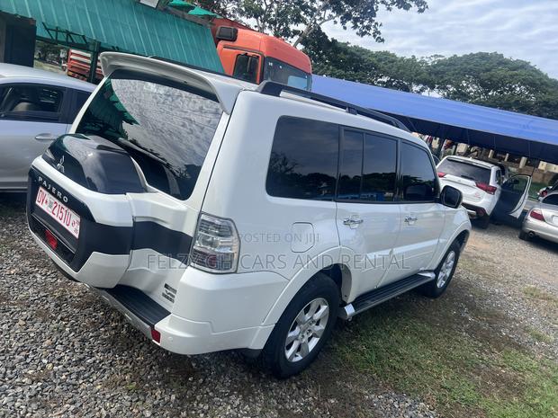 Mitsubishi Pajero V80 3.8 V6 GLS 2017 White photo 3