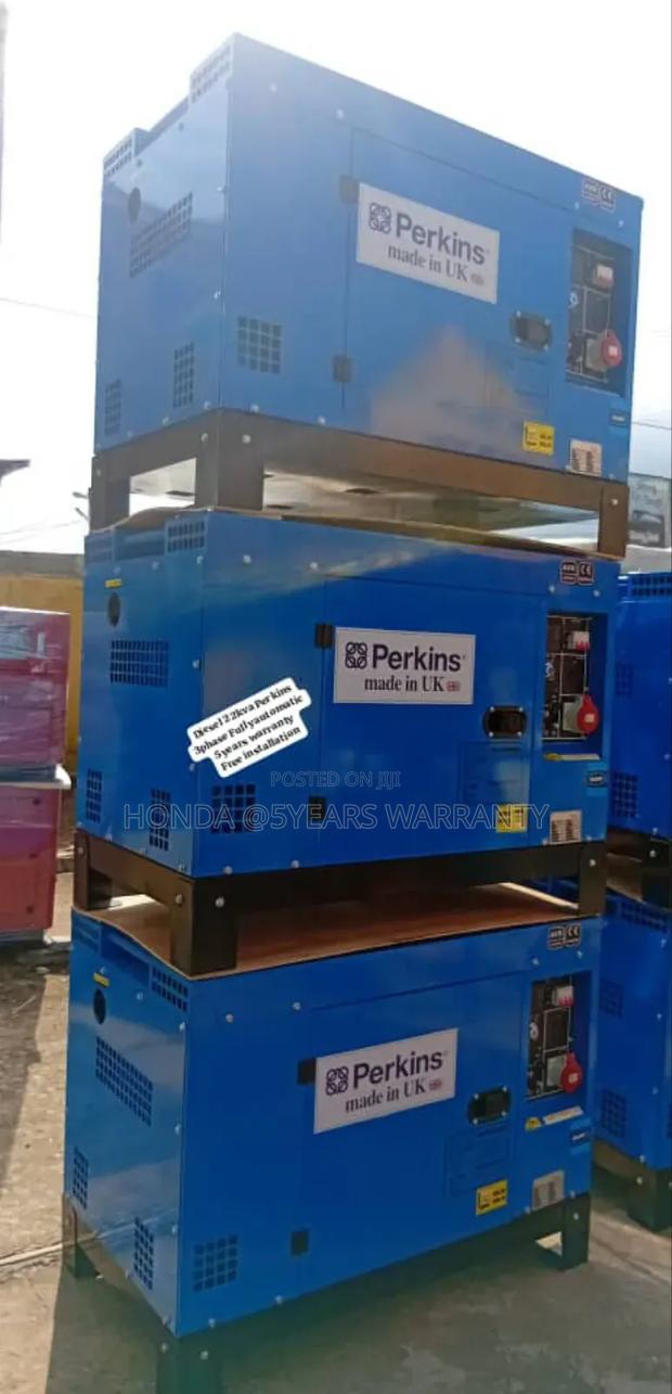 Mute and Silent 3phase 22kva Perkins Diesel Generator (Ats) · Photo 2