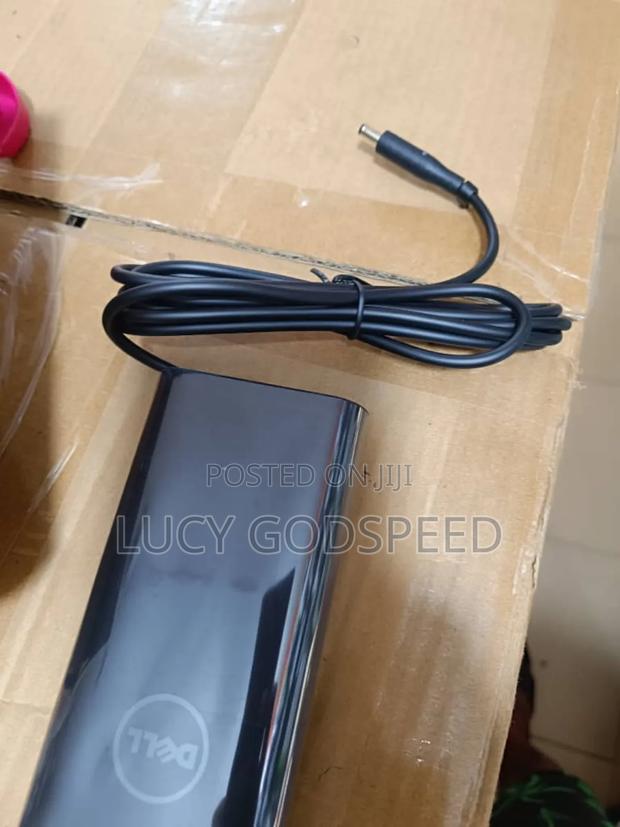 Original Dell Small Pin Charger photo 2