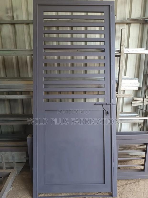 Half Plate Porch Door Burglar Proof · Photo 2
