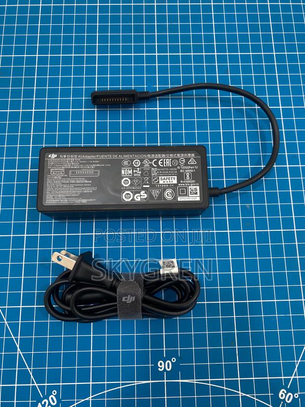 Dji Mavic Air 2 and Air 2s Drone Battery Charger · Photo 3