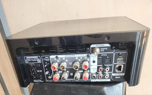 Marantz M-Cr612 Heos Network Stereo Receiver photo 2