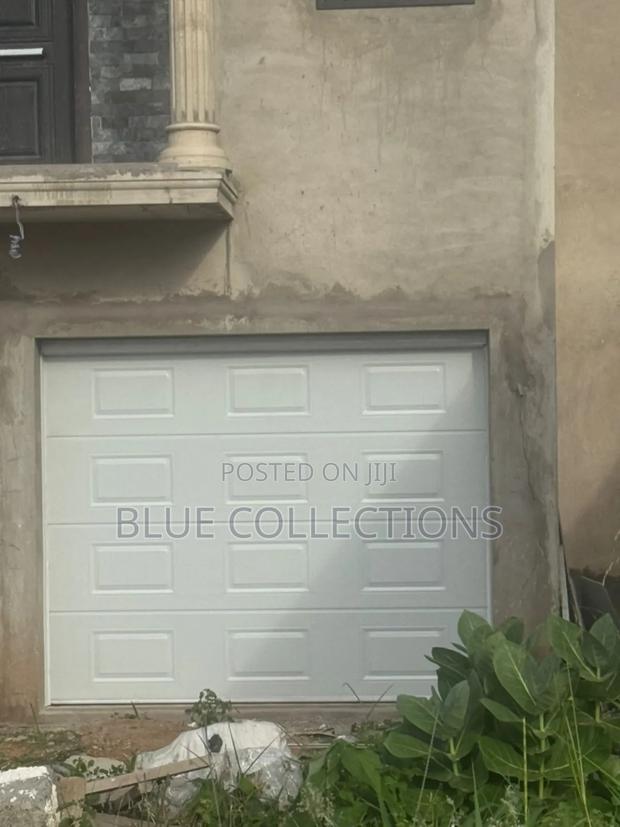 Smart System Garage Doors · Photo 4