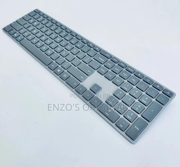 Microsoft Bluetooth Keyboard Full-size Wireless photo 3