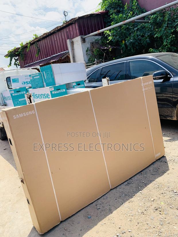 Quality Sleek New Samsung Smart Qled 85”Q60c · Photo 4