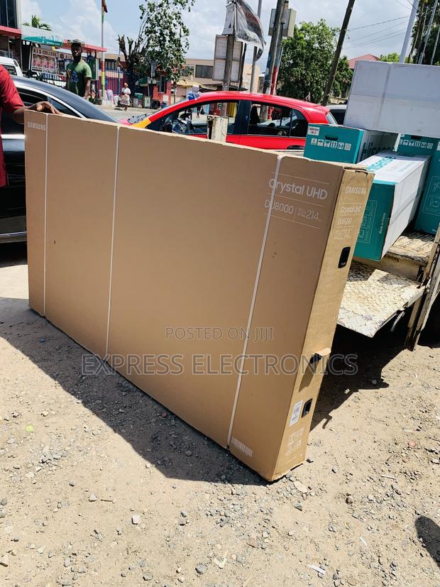 85du7000 Uhd Smart Samsung · Photo 3