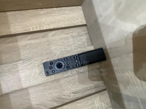 Samsung Smart Remote Control for Wireles Communication to Tv · Photo 2