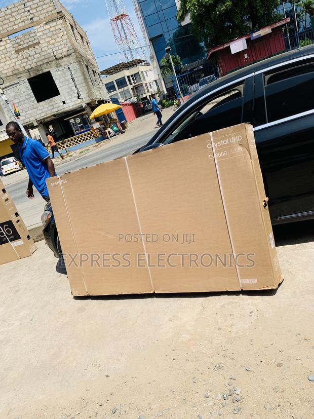 Samsung Uhd Smart 75”Du8000 · Photo 4