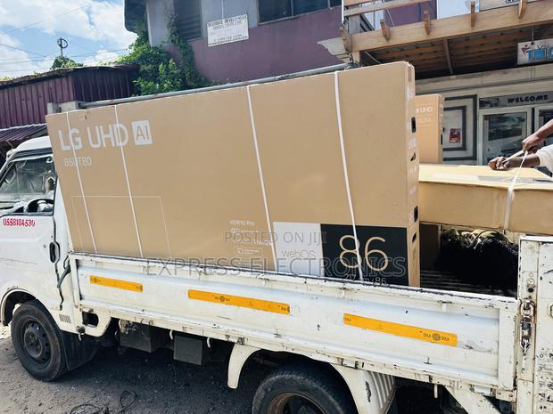 86”Ur8000 Uhd Smart Lg · Photo 3