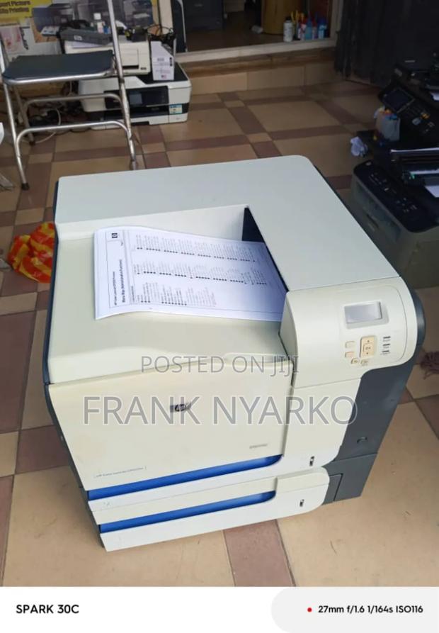 Hp Color Laserjet Cp3525x photo 2