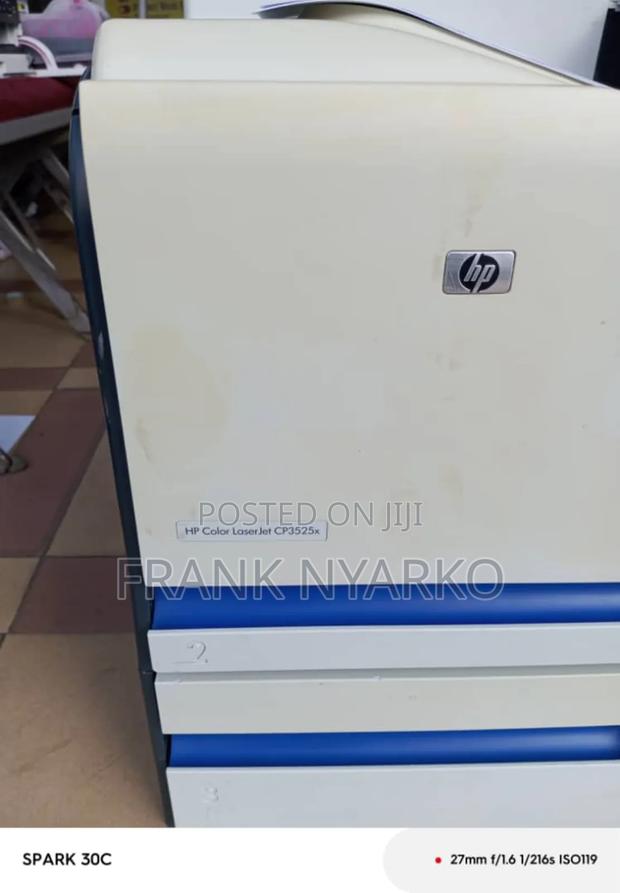 Hp Color Laserjet Cp3525x photo 4
