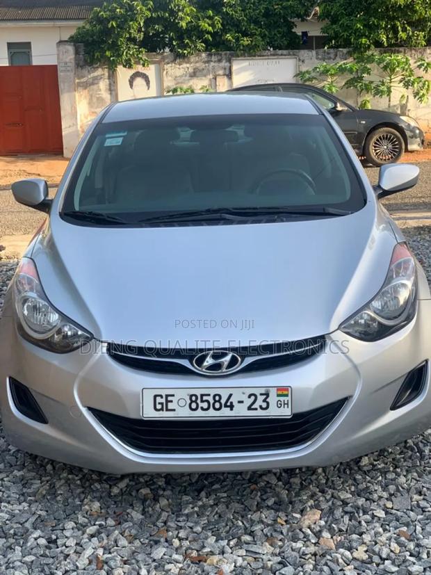 Hyundai Elantra for Rental photo 2