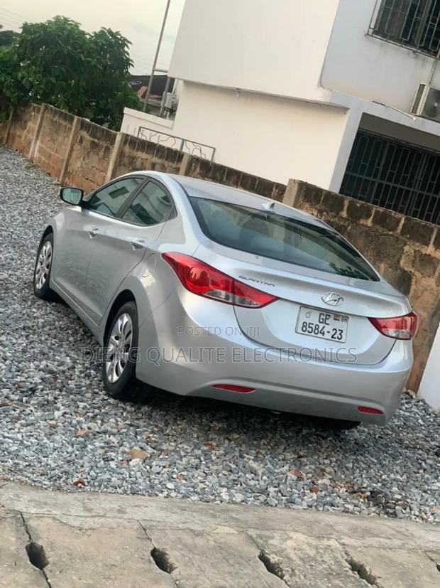 Hyundai Elantra for Rental photo 5