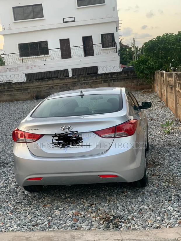 Hyundai Elantra for Rental photo 7