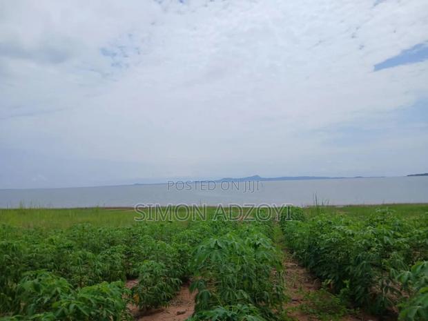 Riverfront Land for Long Lease