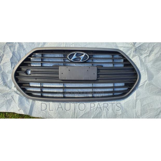 Veloster 2010 Front Grile