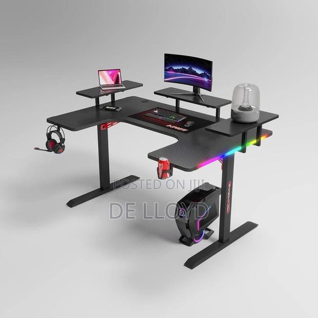 Pro Gaming Desk (160 by 60 Cm) photo 5