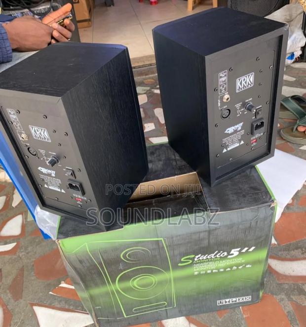 KRK Rokit 5 Studio Monitors · Photo 4