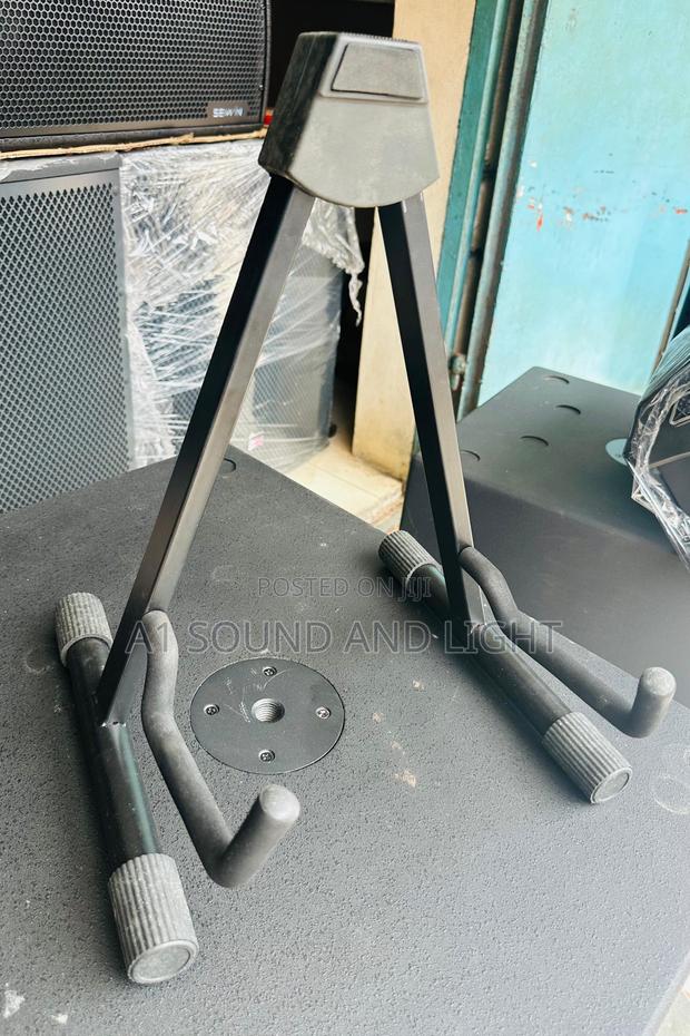 Guitar A-frame Stand · Photo 3