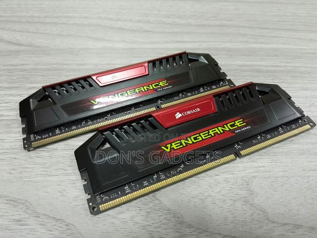 16g Ddr3 - Corsair Vengeance 2400mhz Rams photo 2