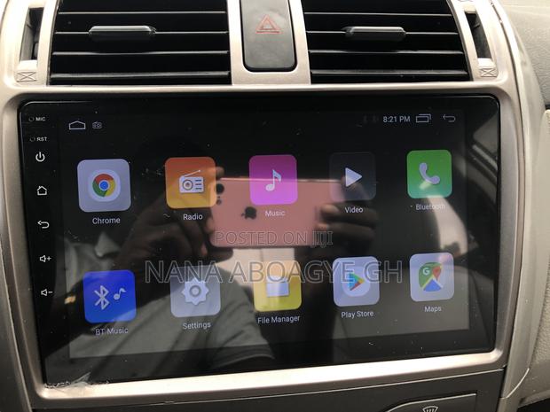 Toyota Corolla 2010 White