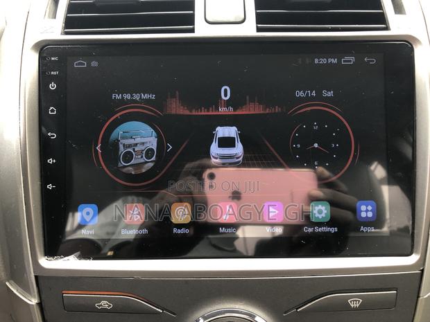 Toyota Corolla 2010 White