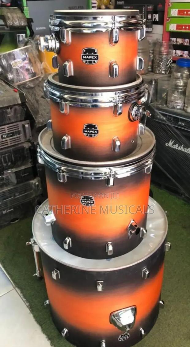Mapex Quality 5- Set Drums · Photo 3