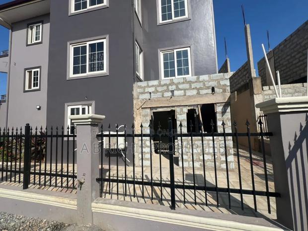 Furnished 3bdrm Apartment in Ab Richie Properties, Tseaddo for rent · Photo 1
