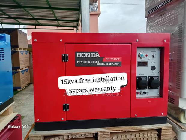Zenith Console 15kva Diesel 16500watt Perkins Diesel · Photo 2
