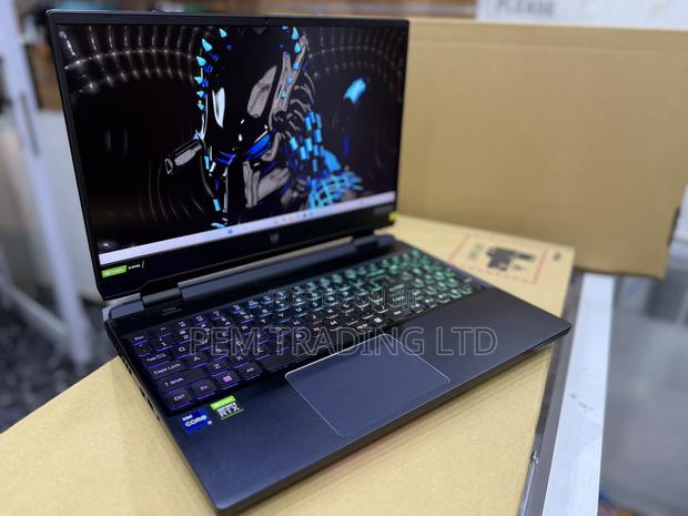 Laptop Acer Predator Helios 300 24GB Intel Core I9 SSD 512GB