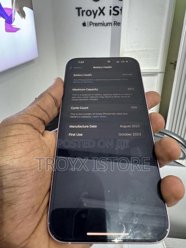 Apple iPhone 15 Plus 128 GB Pink