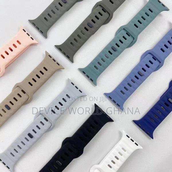 Monochrome Silicone Strap for Apple Watch All Modes S1-S10 photo 7