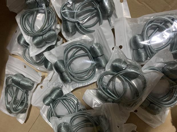 Quality 2 in 1 Magnetic Curtain Tiebacks photo 17