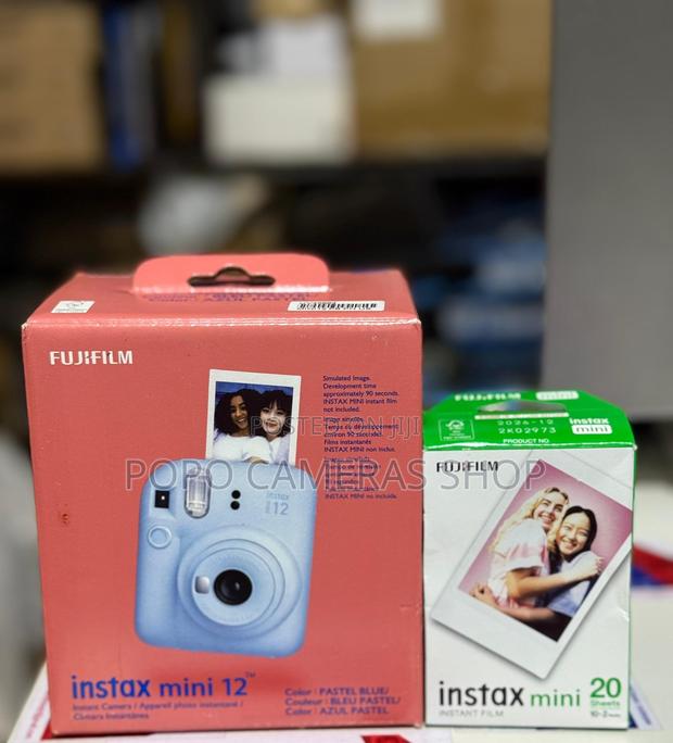 Fuji Mini Instax 12 · Photo 3