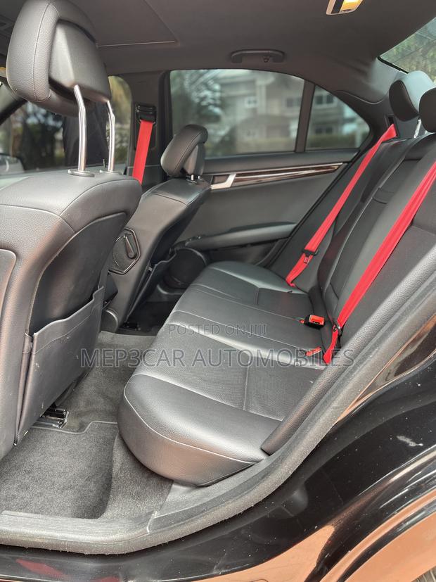 Mercedes-Benz C250 2014 Black