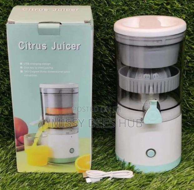 Rechargeable Mini Juicer photo 8