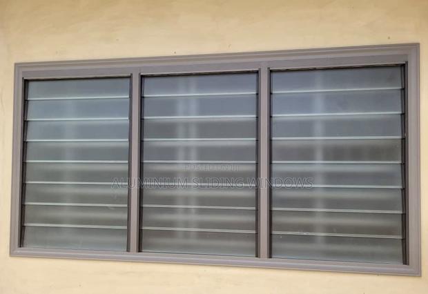 Aluminum Glass Windows +Net photo 2