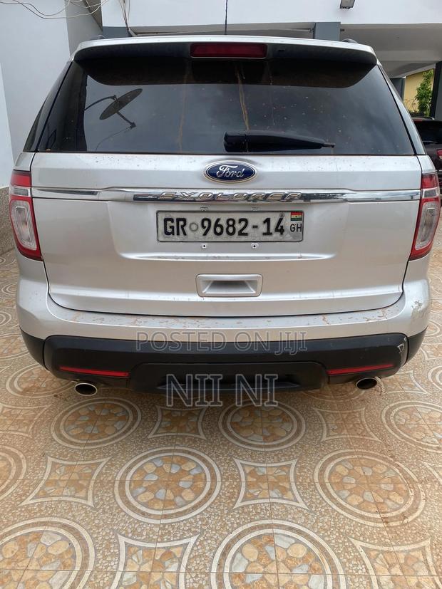 Ford Explorer 2014 Silver