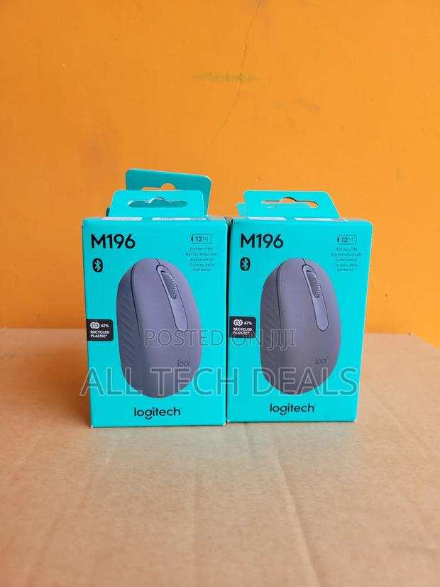 Logitech M196 Bluetooth Mouse · Photo 2