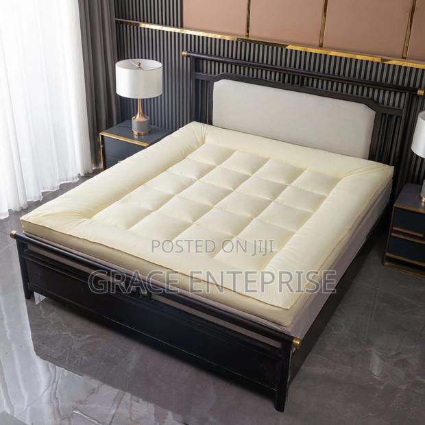 Clean and Neat Bed Topper in Diff Sizes · Photo 2