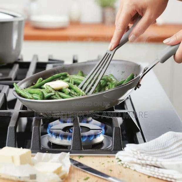 Rachael Ray Cook + Create Aluminum Nonstick Cookware Set photo 3